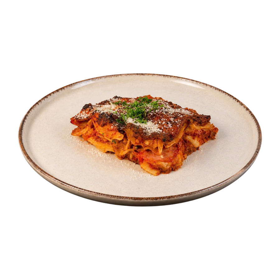 Lasagna with mozzarella and cooked ham